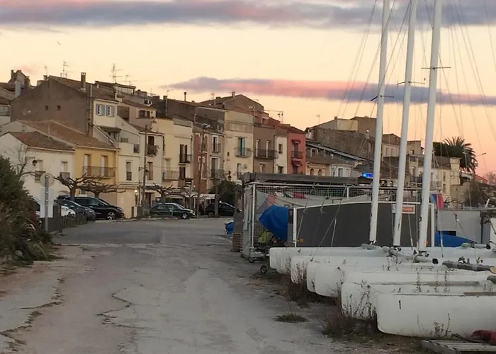 Semesterbostad La Maison Bleue